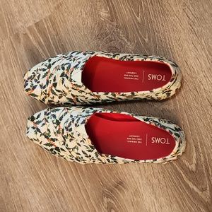 Toms Christmas sparkle holly alpargata size 8